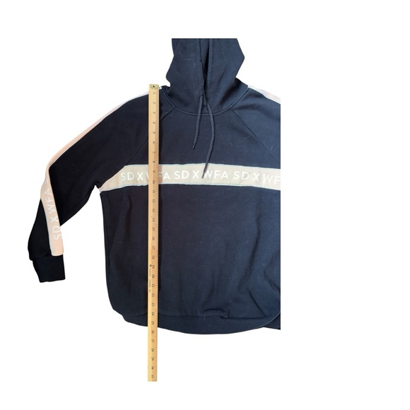 Sarah's Day‎ X White Fox I'm Busy Sweatshirt in black and light pink size medium - Picture 5 of 7